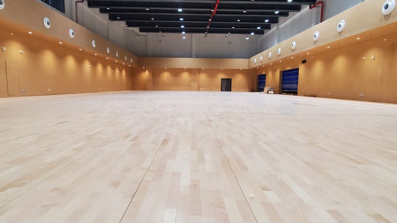 石塑锁扣地板与强化复合地板：优缺点全面解析
