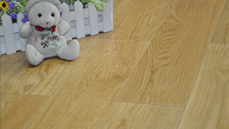 烤漆门套装门价格一平方，揭秘影响定价的关键因素