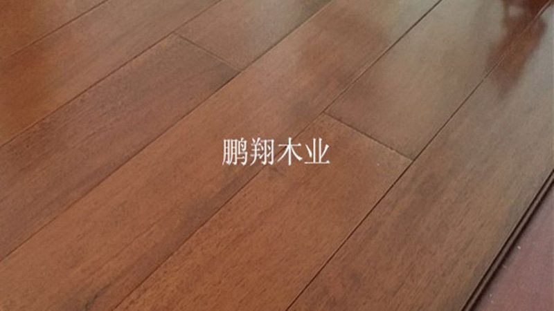 锁扣地板加盟代理：如何选择优质合作伙伴